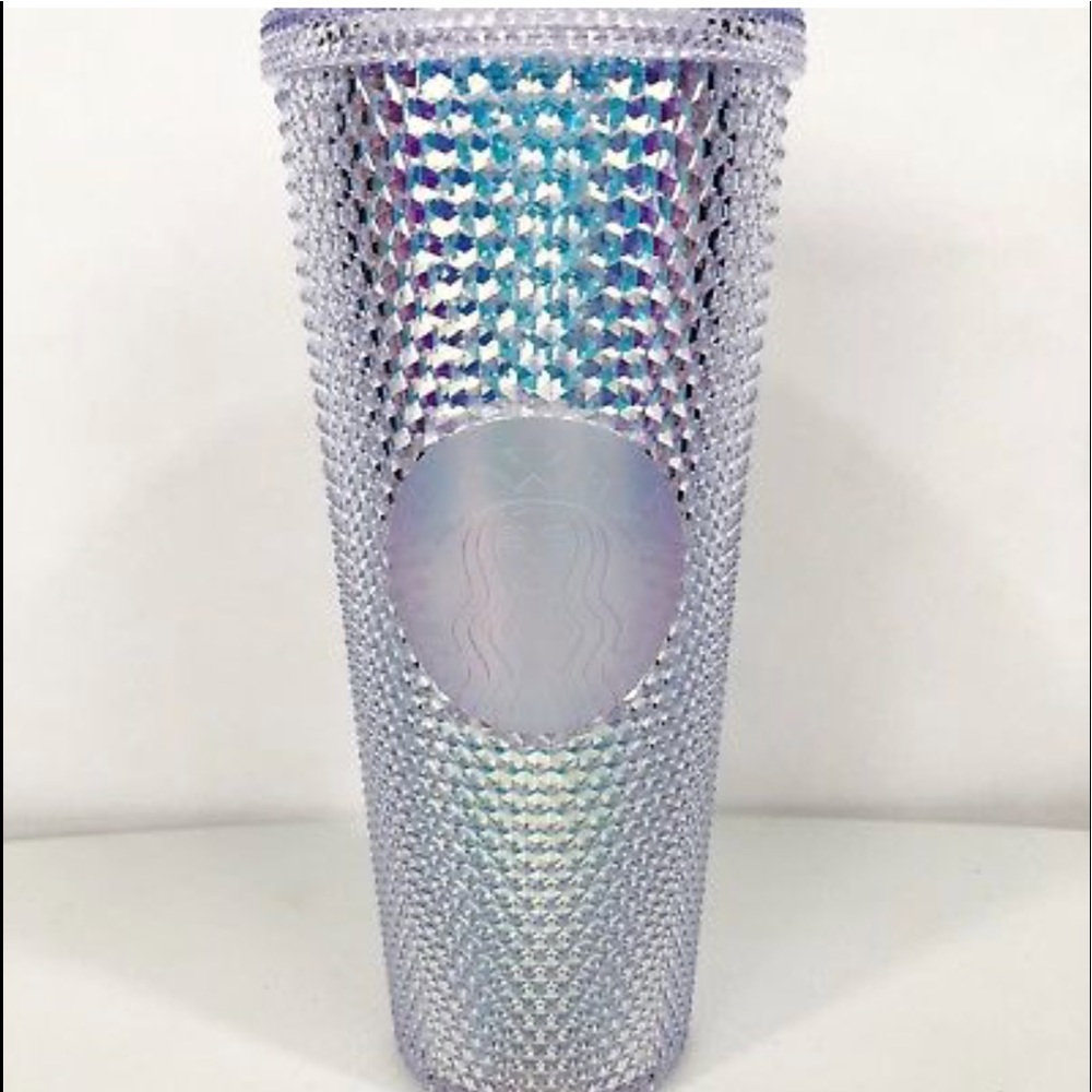 Yes, the cup everyone wants as pictured.